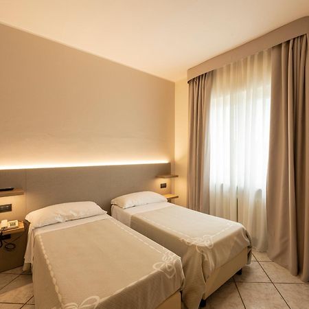 Hotel La Rotonda Cepagatti Exteriér fotografie