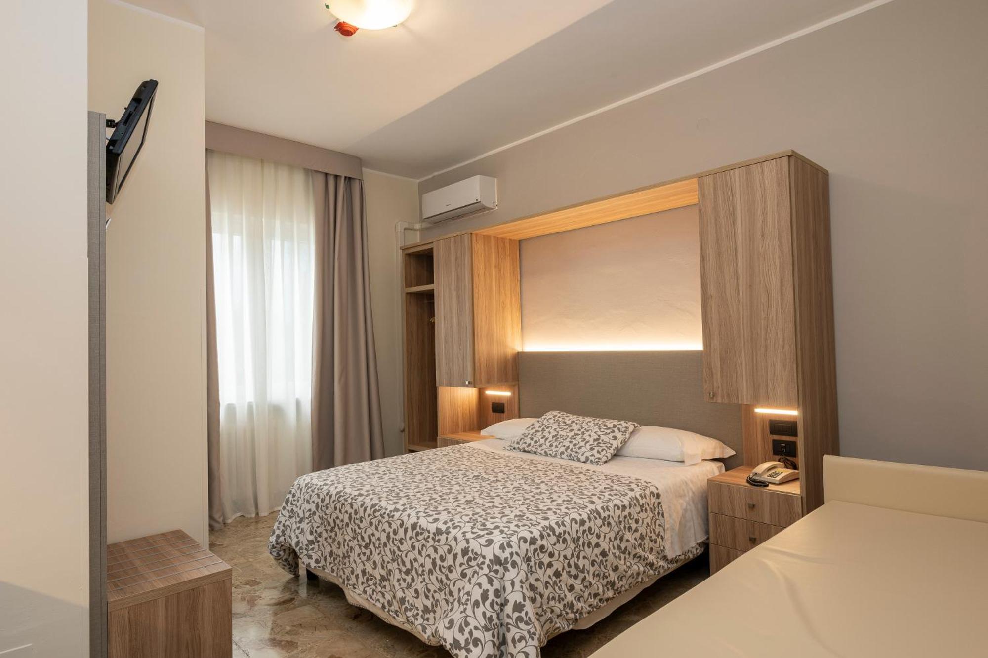 Hotel La Rotonda Cepagatti Exteriér fotografie