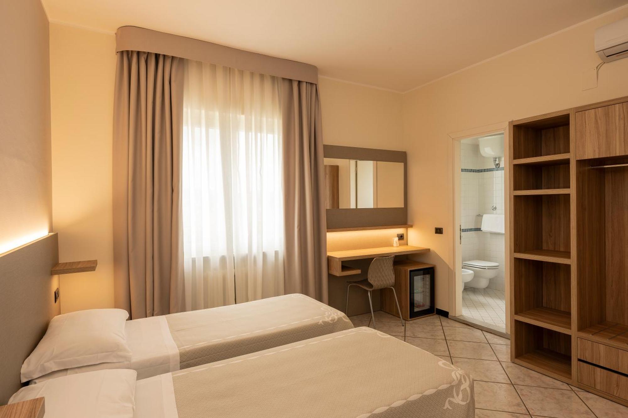 Hotel La Rotonda Cepagatti Exteriér fotografie