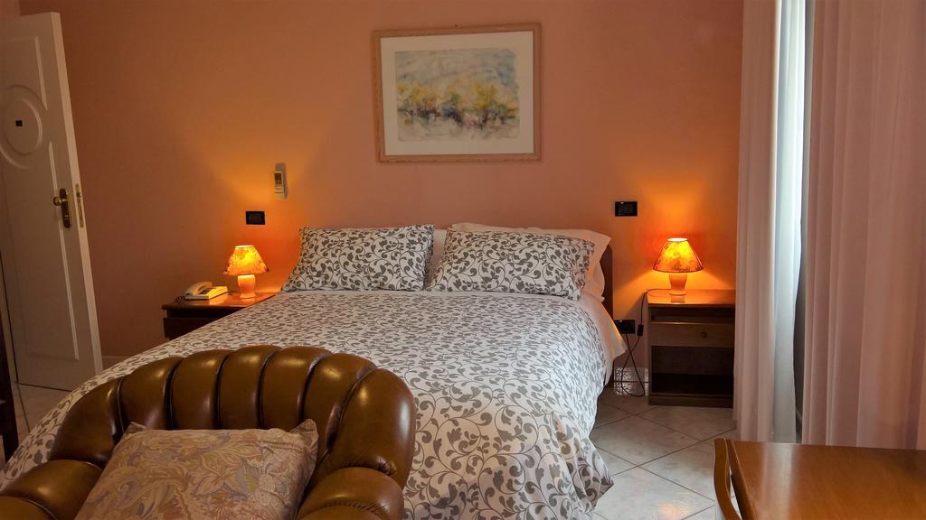 Hotel La Rotonda Cepagatti Exteriér fotografie