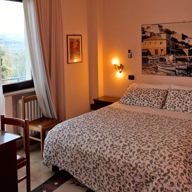 Hotel La Rotonda Cepagatti Exteriér fotografie