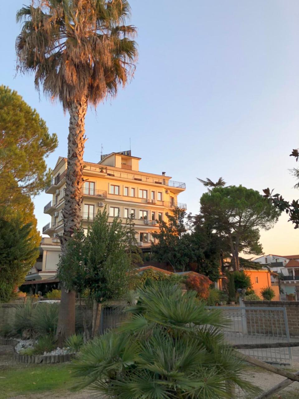 Hotel La Rotonda Cepagatti Exteriér fotografie